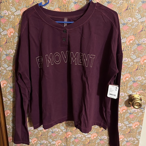 Free People Movement Now Or Never Layer - Picture 4 of 5